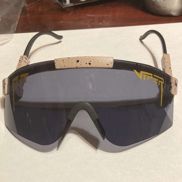 Pit Viper has the optimal style and performance. Military. Style glasses. - Picture 9 of 12